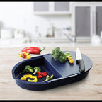 81137 – Two-Chamber Cutting Board